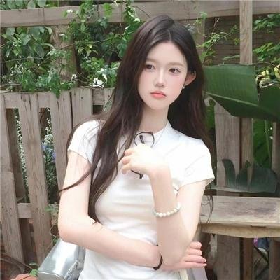 轻拍翻转小魔女